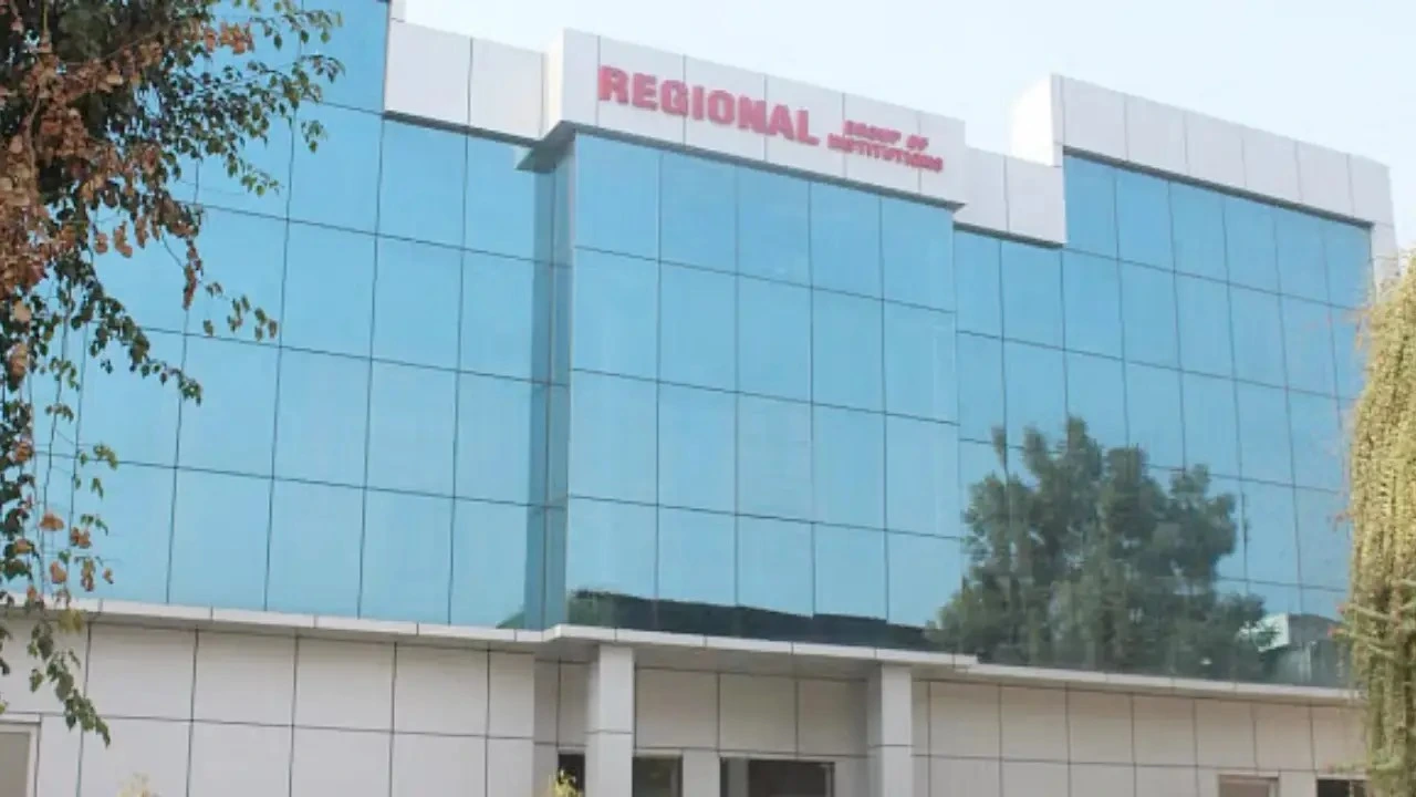 International School of Business Studies (ISBS)